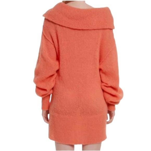 Free People Alpaca Peach Oversized Sweater / Dress   Size Medium - Picture 5 of 9